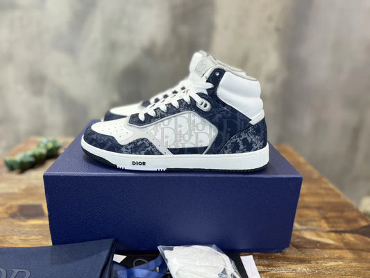 DIOR SNEAKER