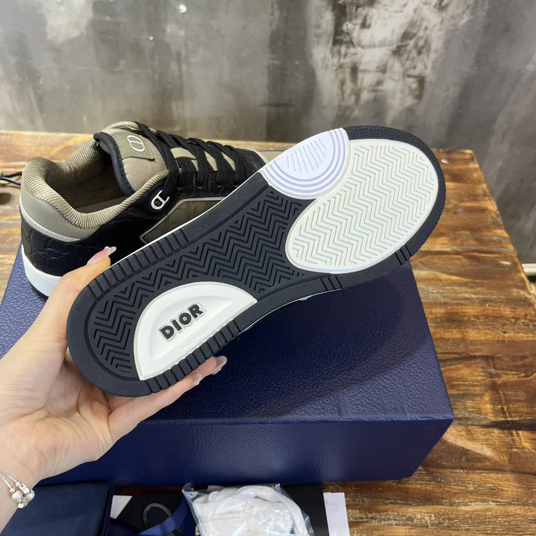 DIOR SNEAKER