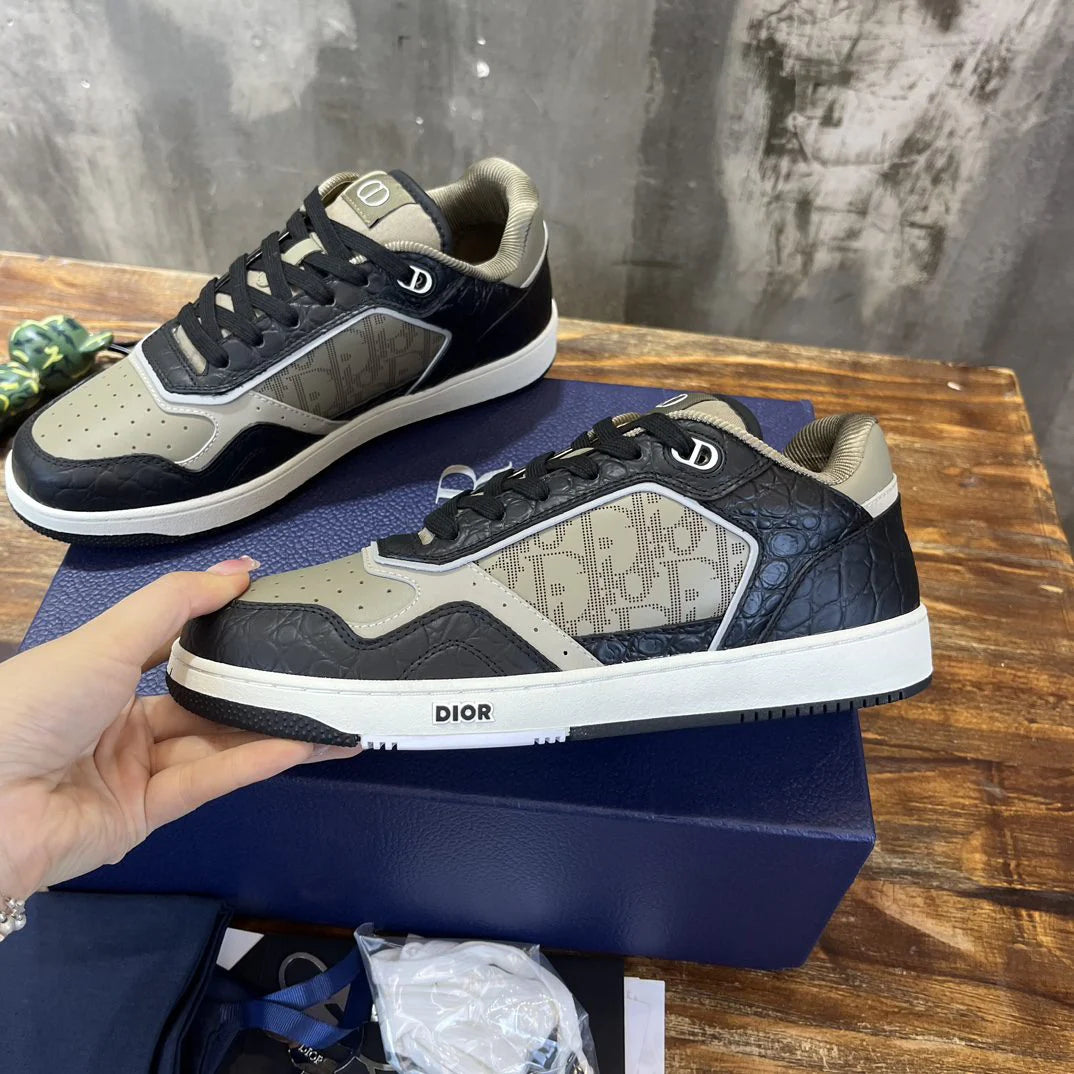 DIOR SNEAKER