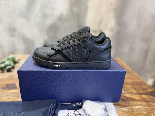 DIOR SNEAKER