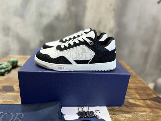 DIOR SNEAKER