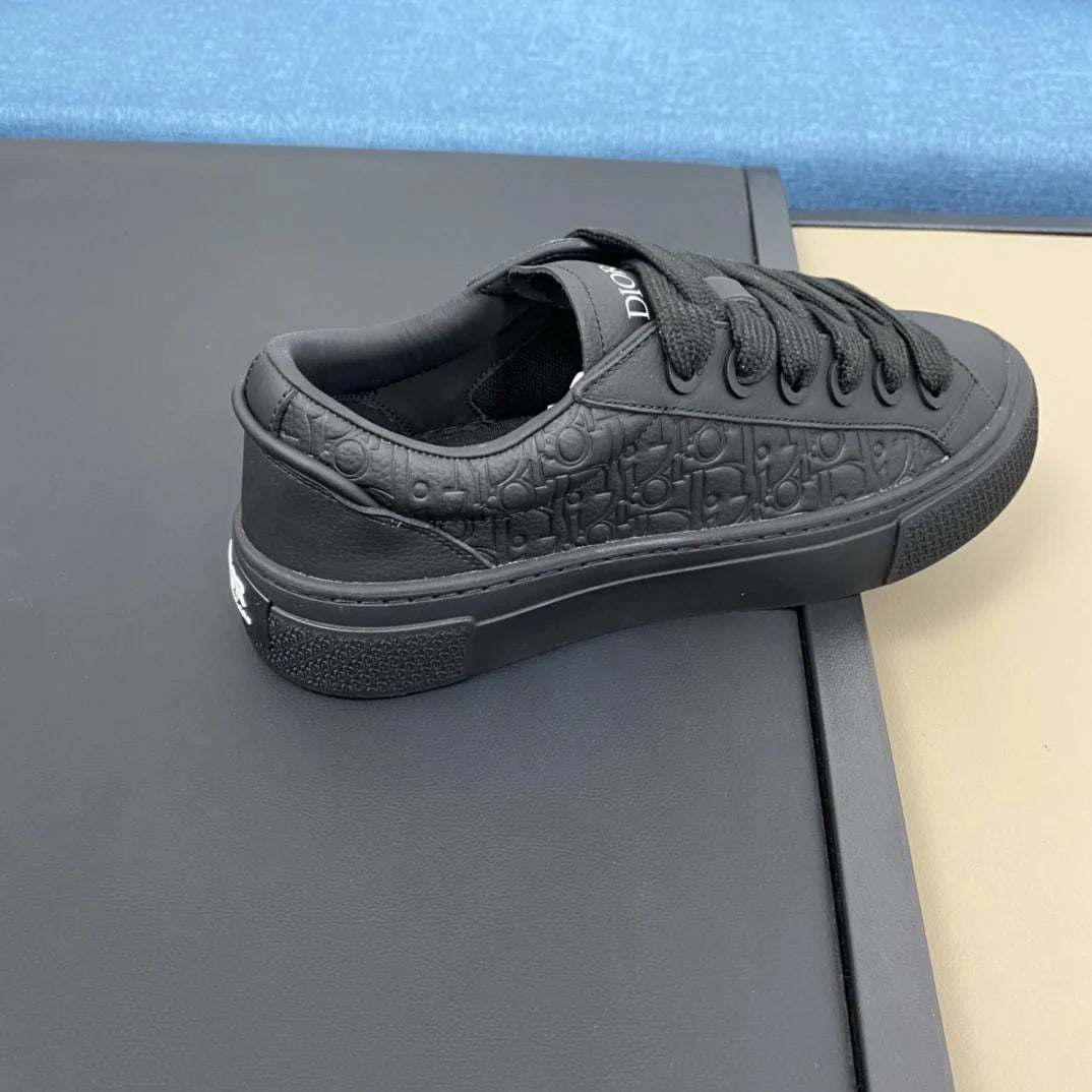 DIOR SNEAKER