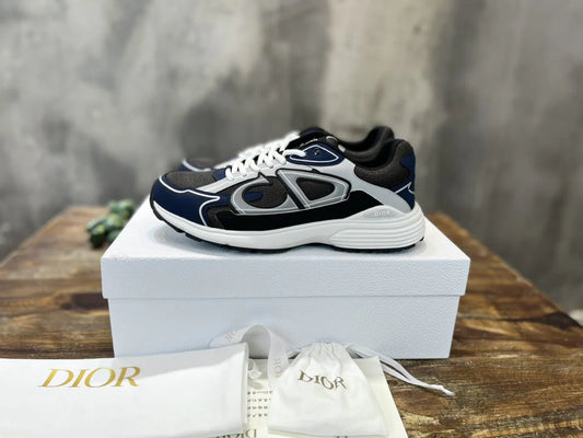 DIOR SNEAKER