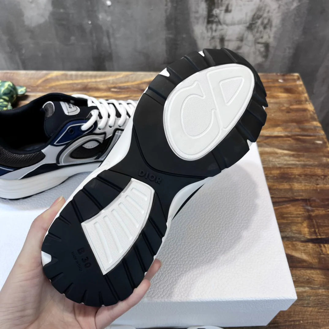 DIOR SNEAKER