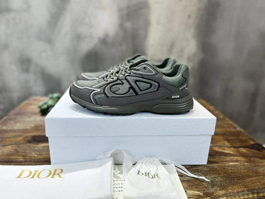 DIOR SNEAKER
