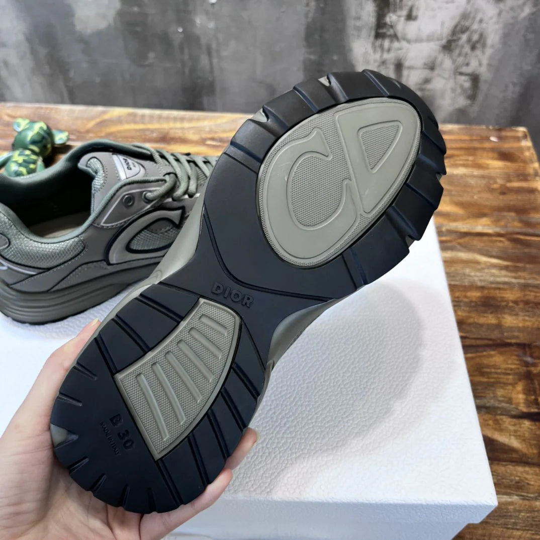 DIOR SNEAKER