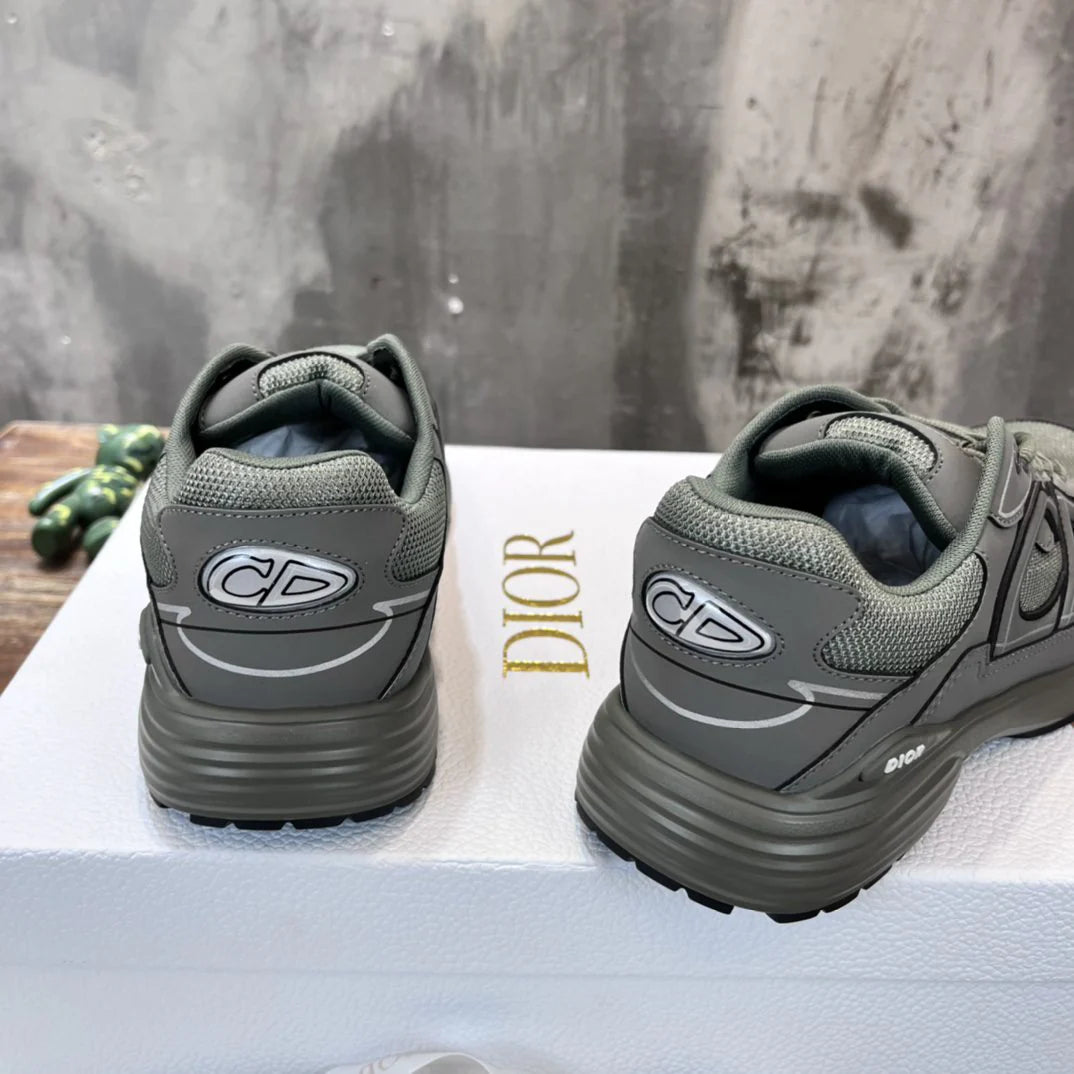 DIOR SNEAKER