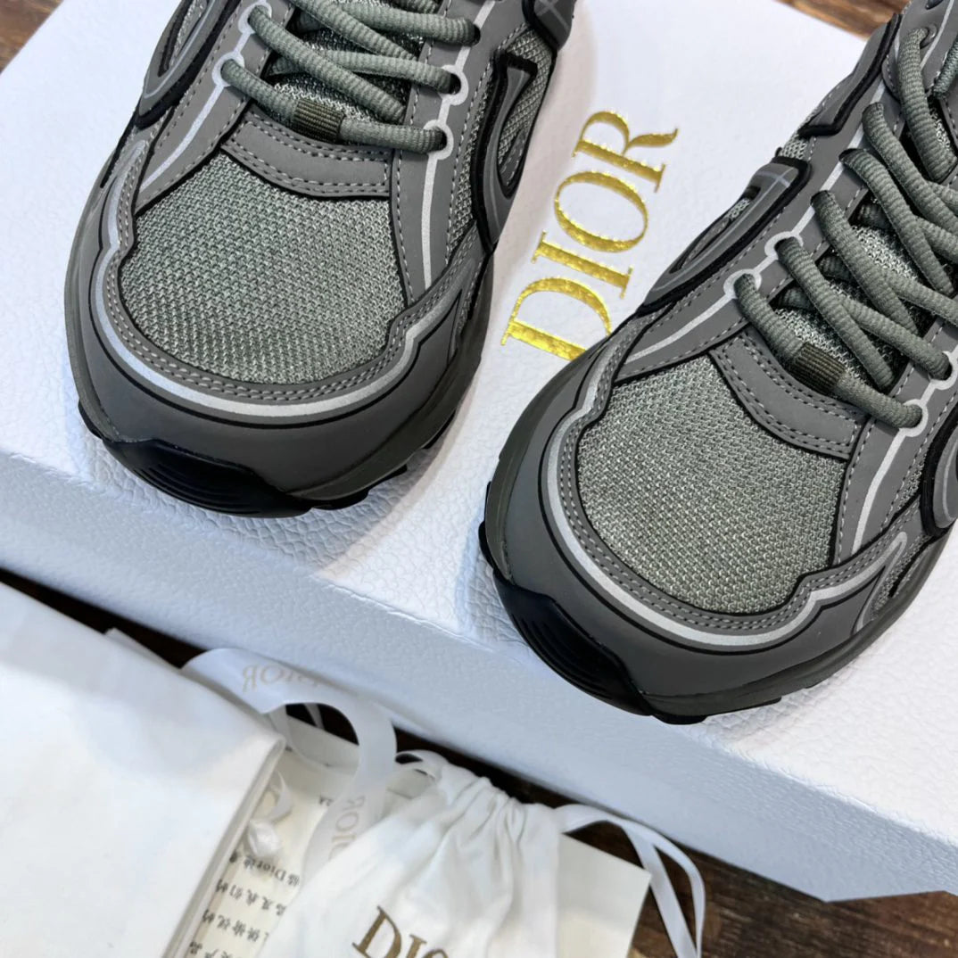 DIOR SNEAKER