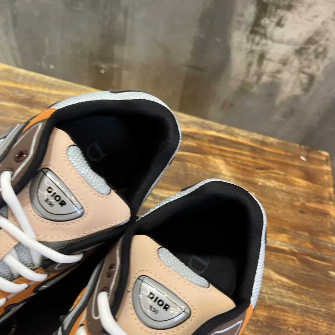 DIOR SNEAKER