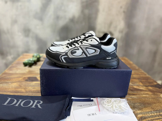DIOR SNEAKER