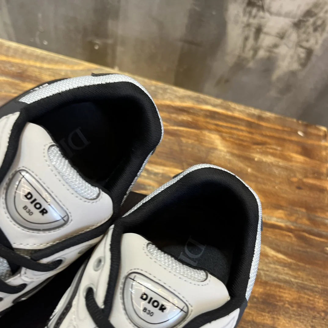 DIOR SNEAKER