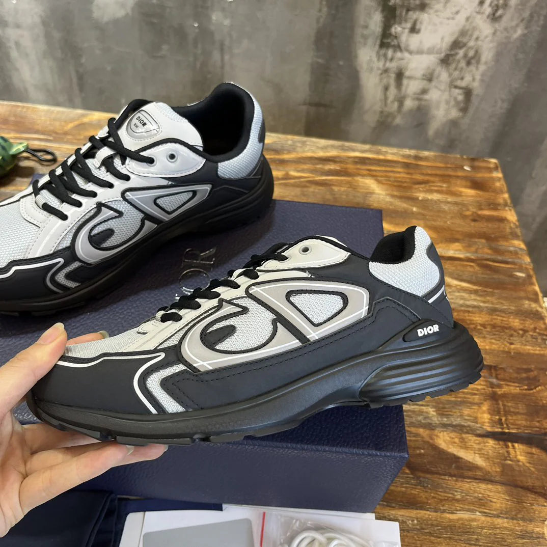 DIOR SNEAKER