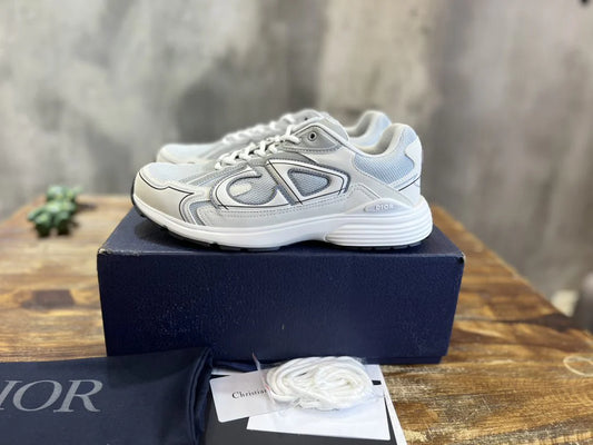 DIOR SNEAKER