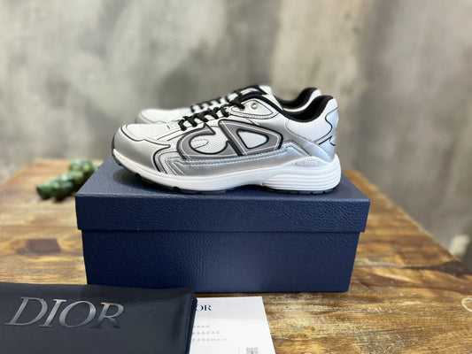 DIOR SNEAKER