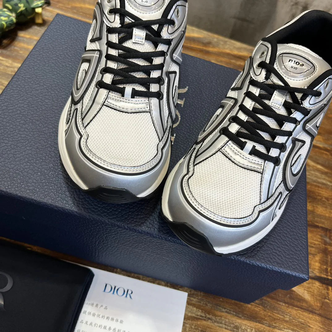 DIOR SNEAKER