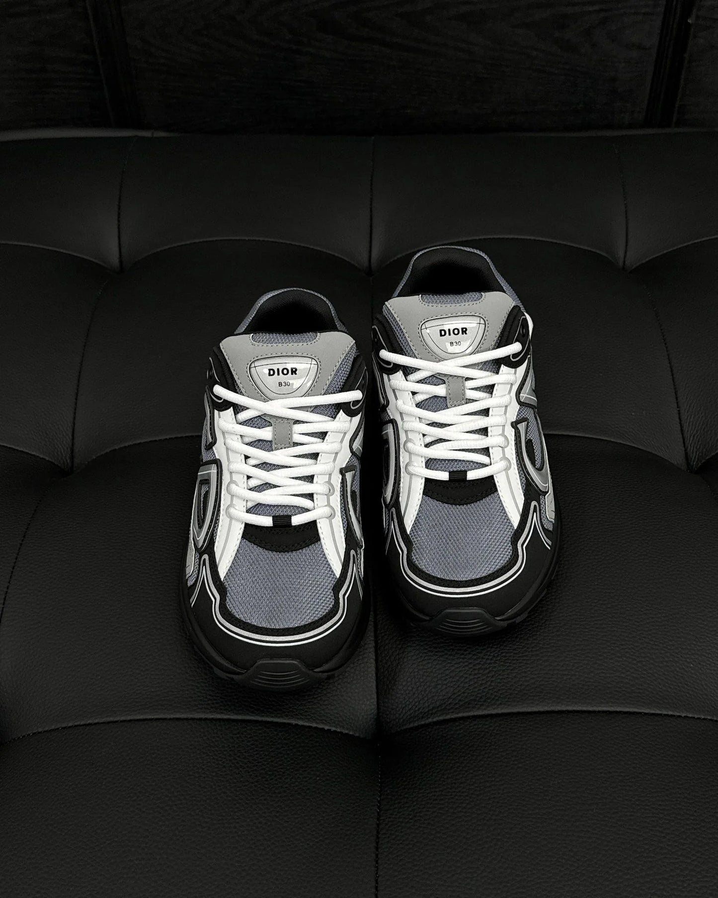 DIOR SNEAKER
