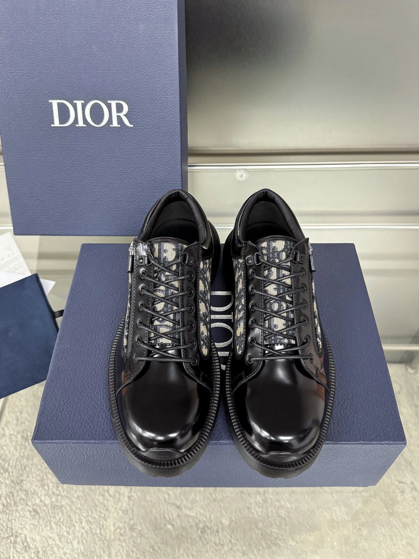 DIOR SNEAKER
