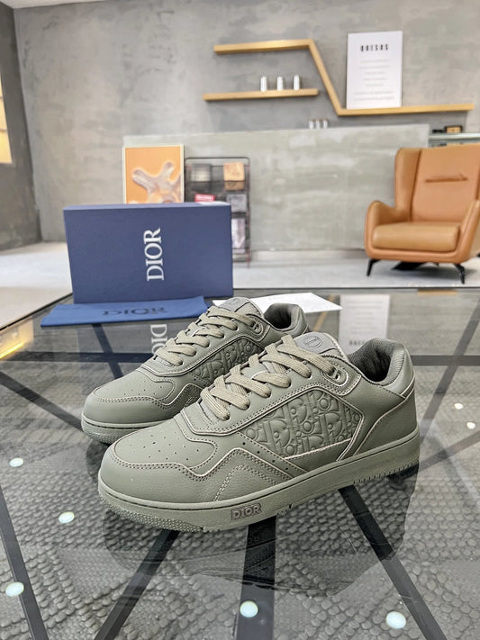 DIOR SNEAKER