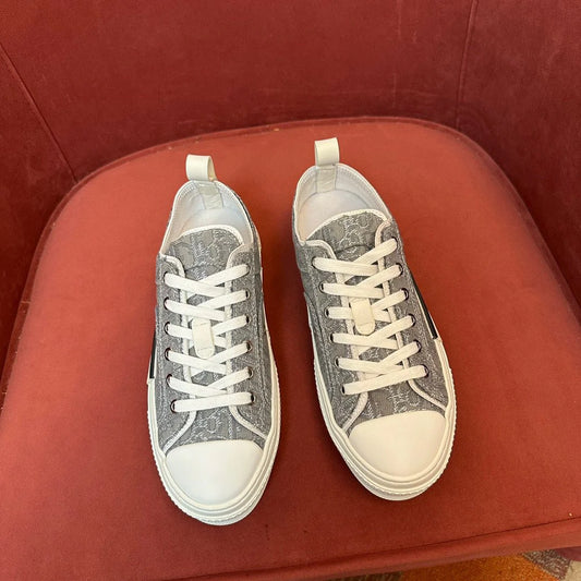 DIOR SNEAKER