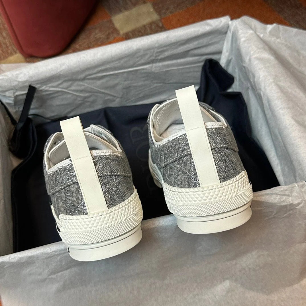 DIOR SNEAKER