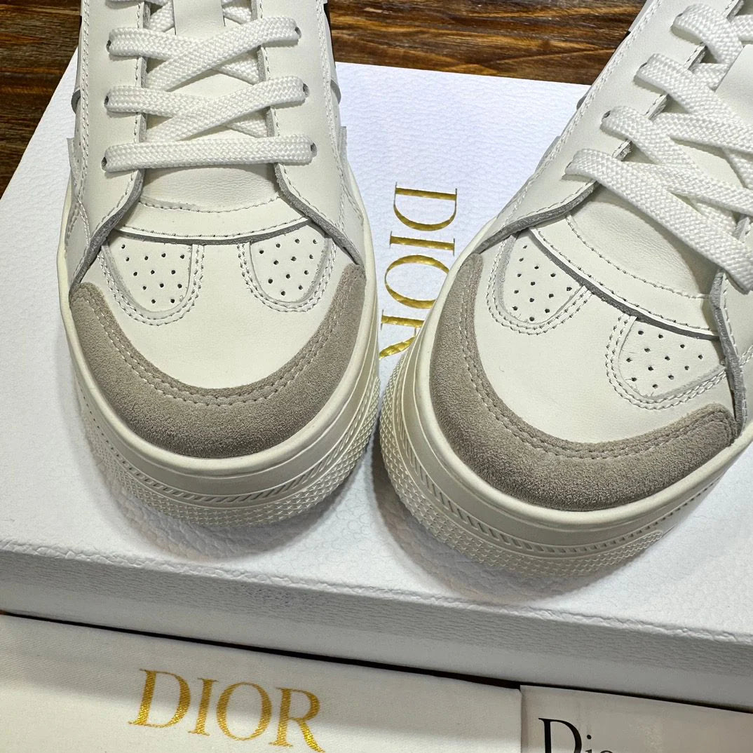 DIOR SNEAKER