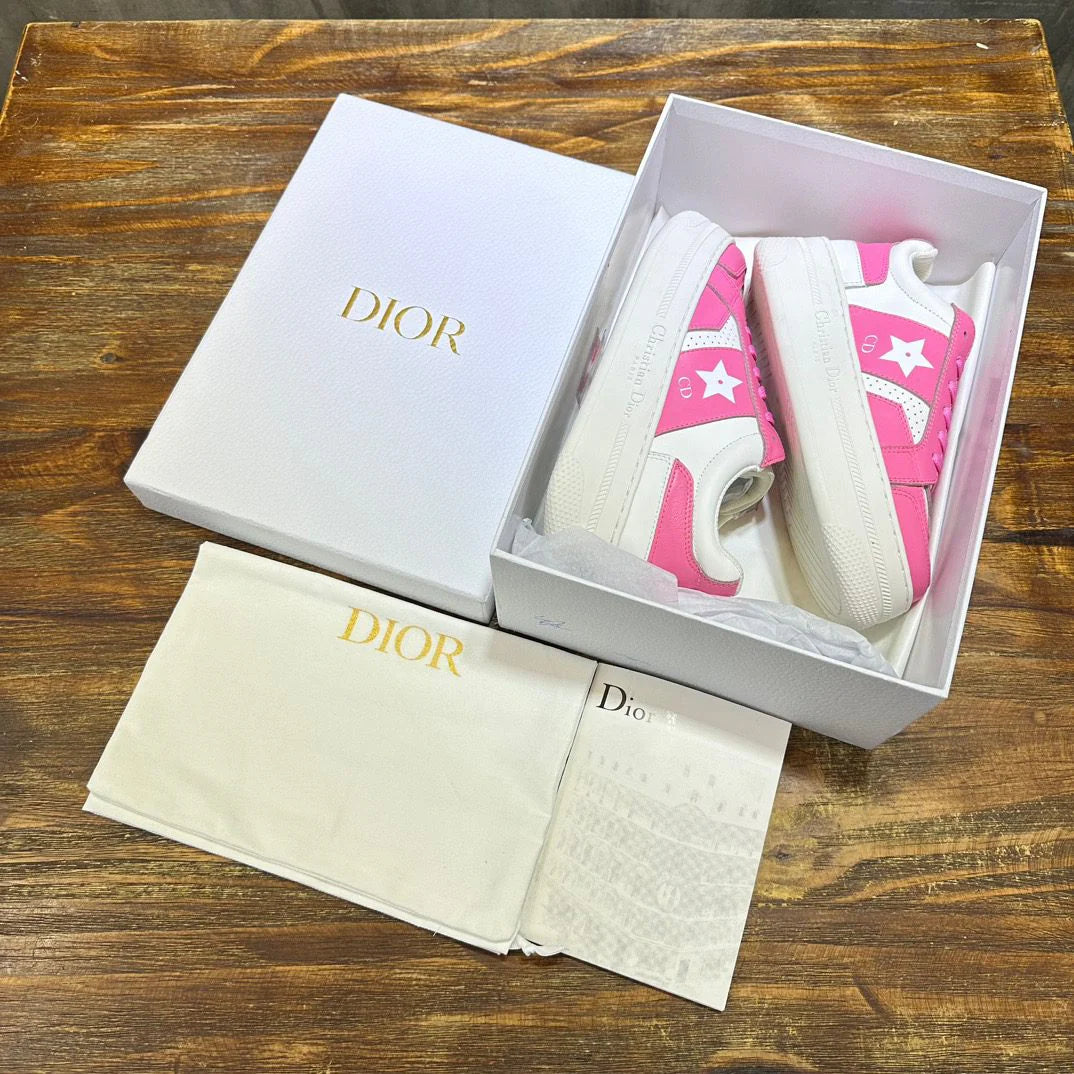 DIOR SNEAKER