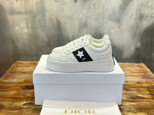 DIOR SNEAKER
