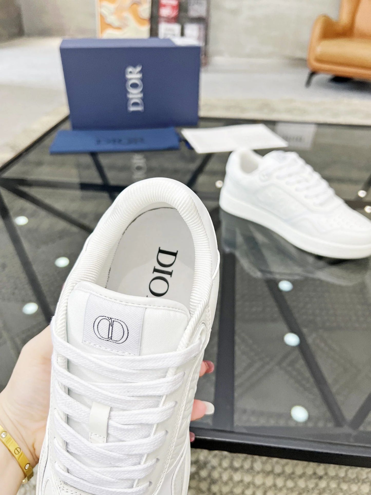 DIOR SNEAKER