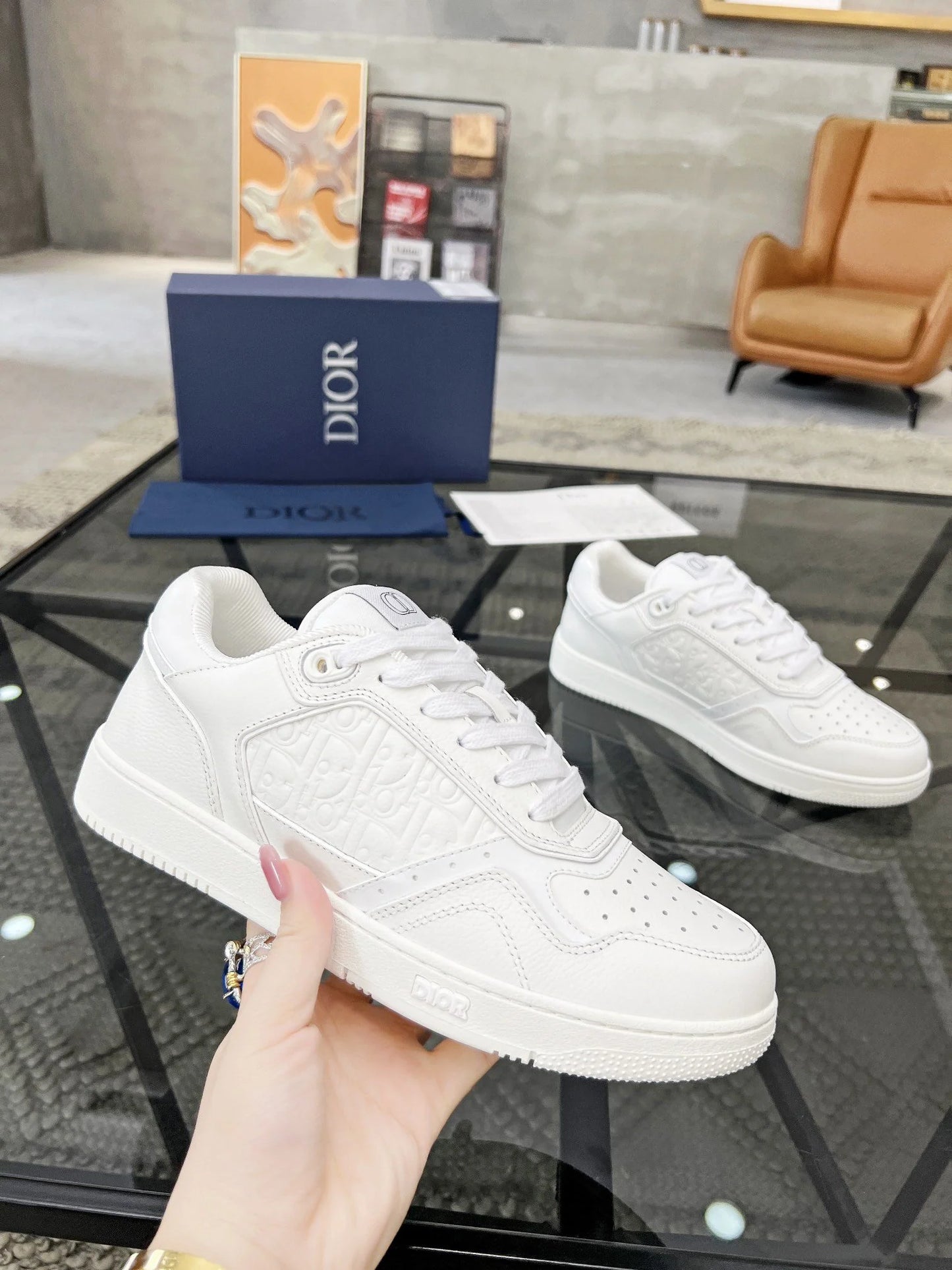 DIOR SNEAKER