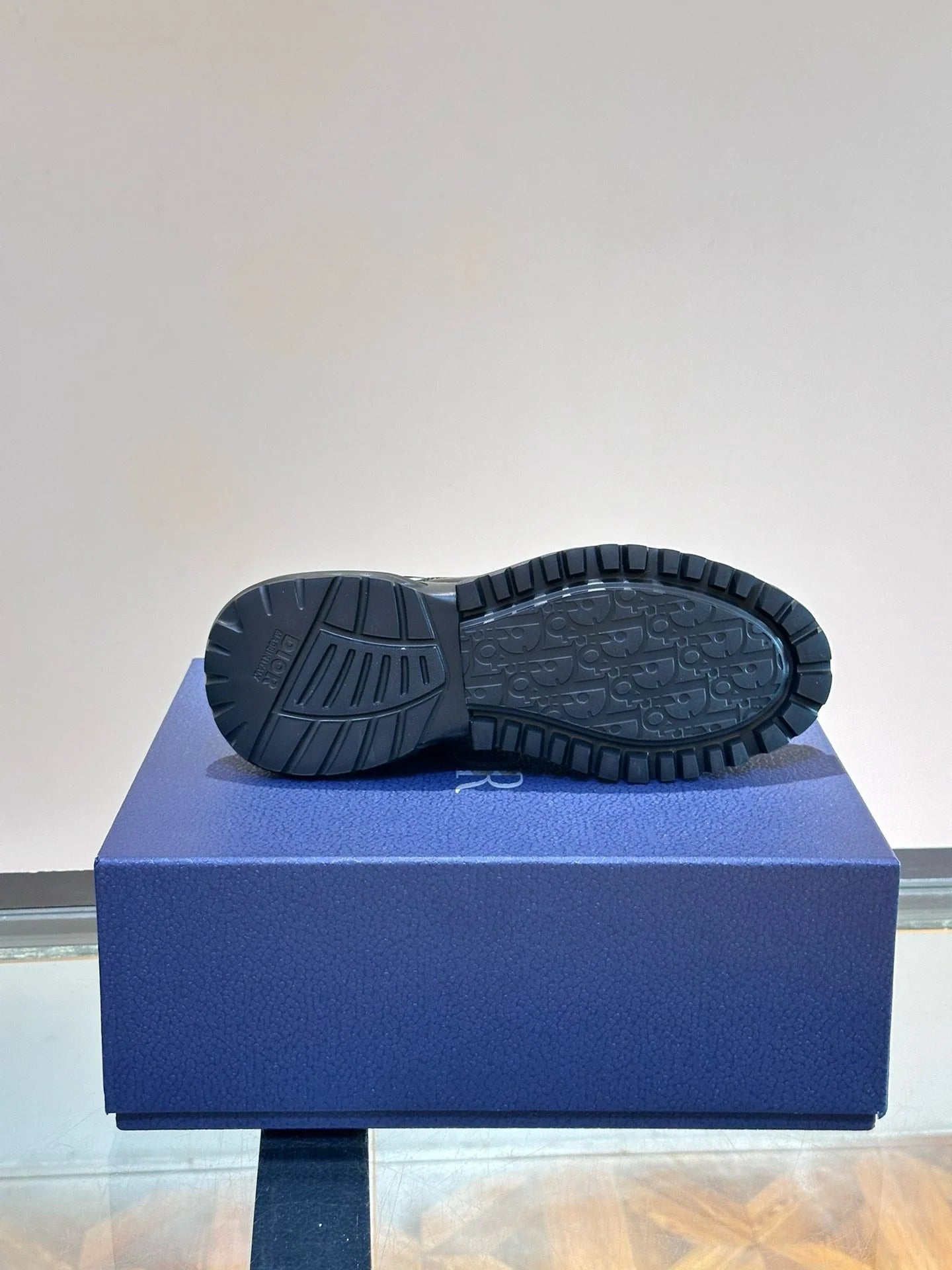 DIOR SNEAKER