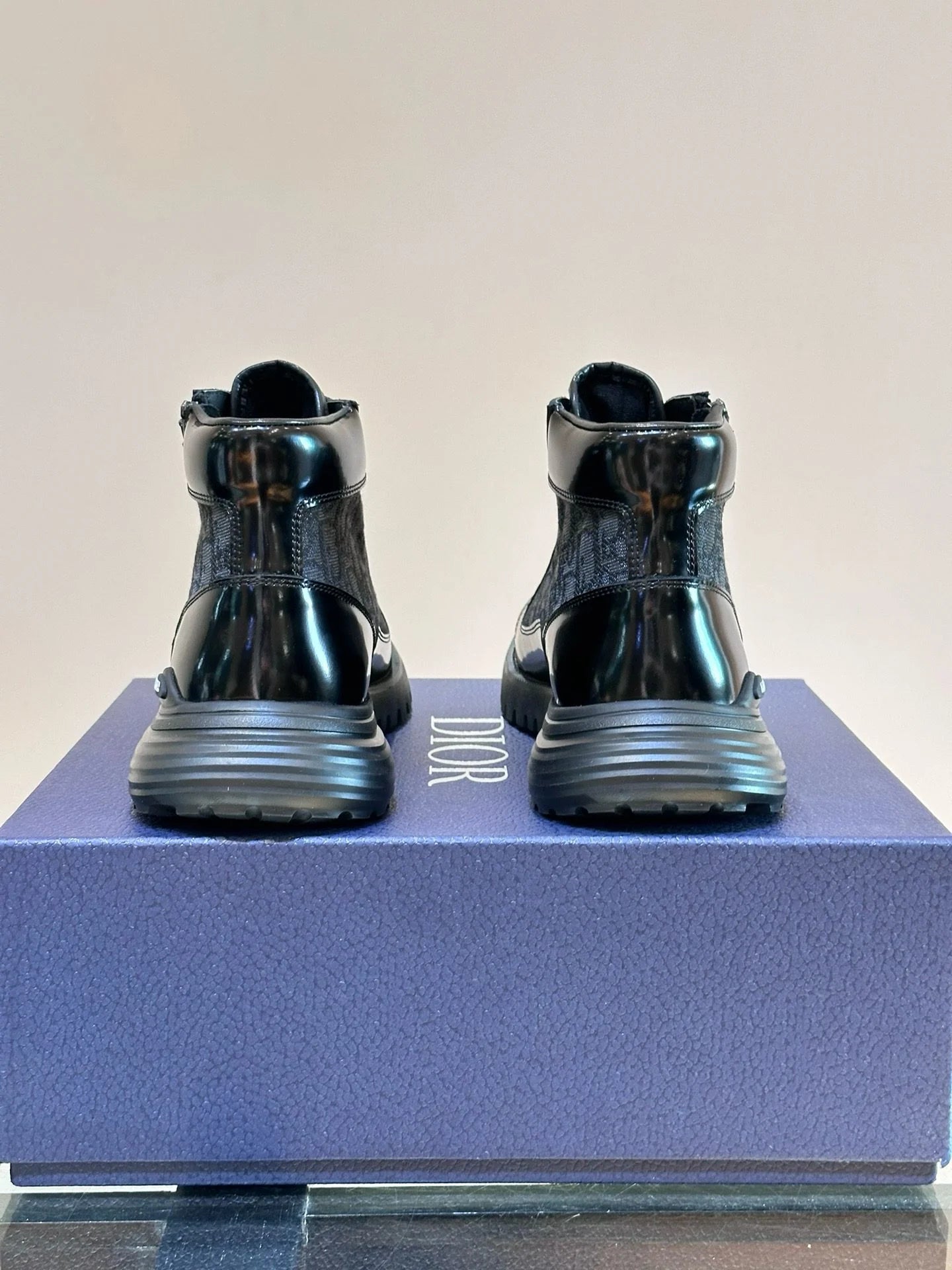 DIOR SNEAKER