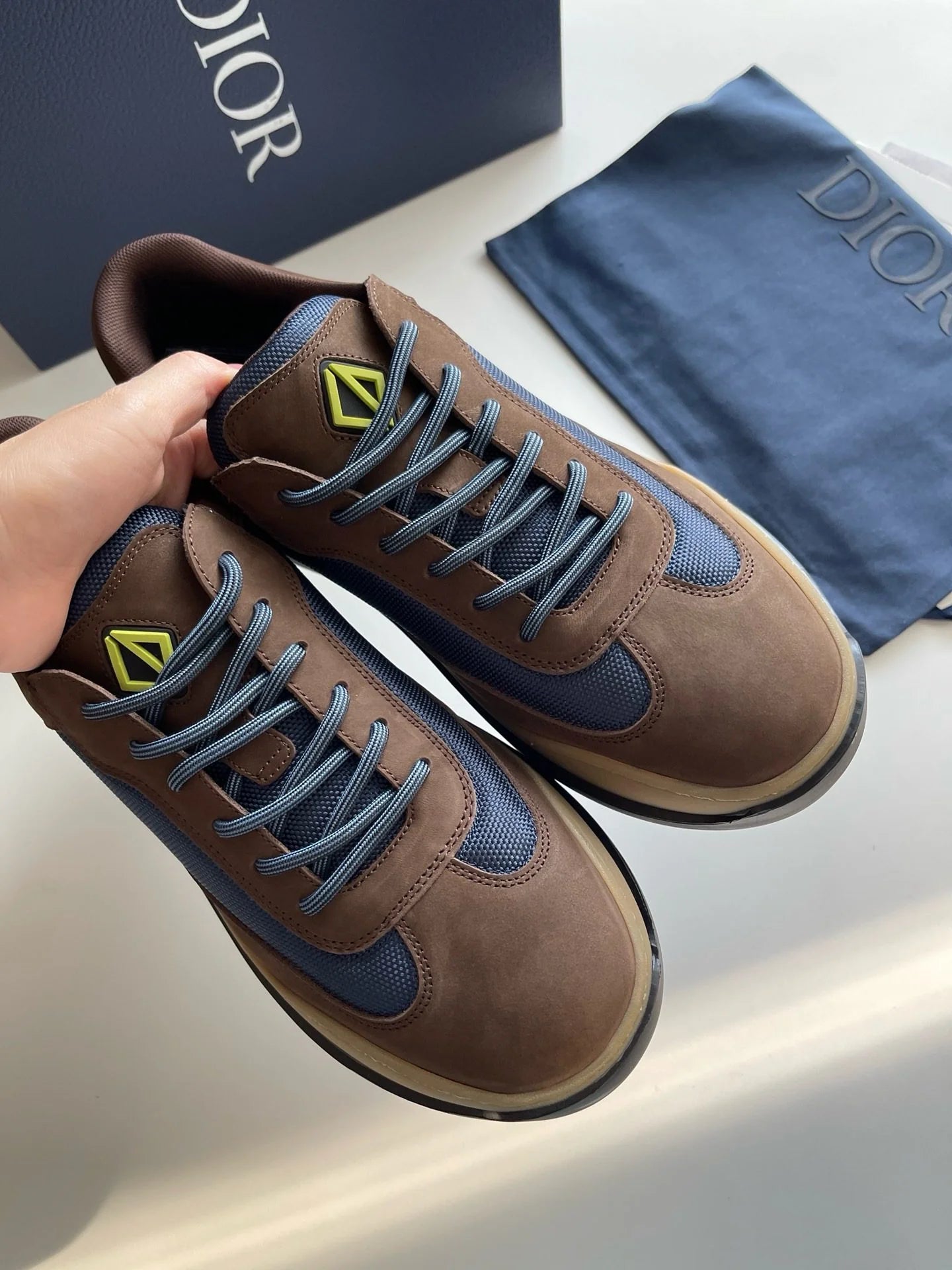 DIOR SNEAKER