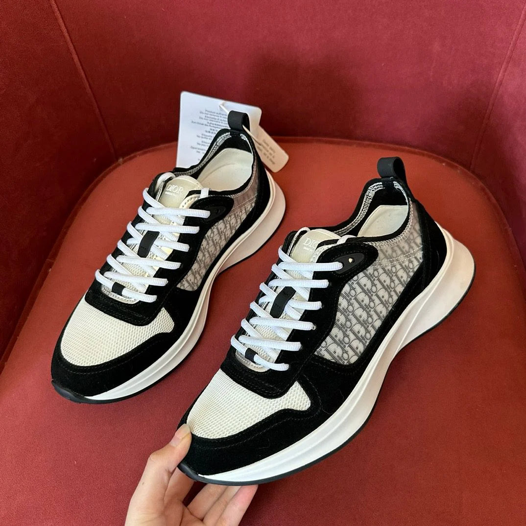 DIOR SNEAKER