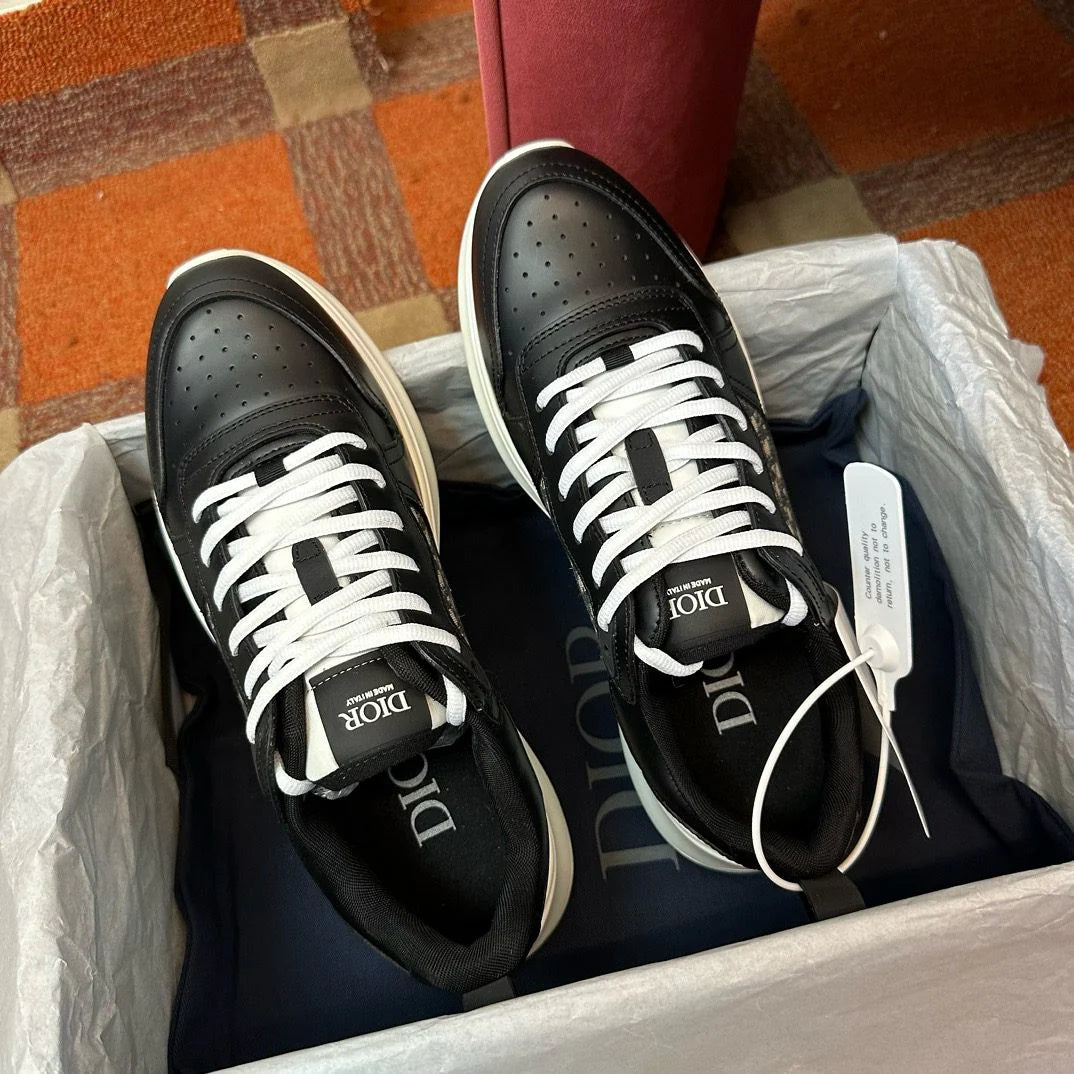 DIOR SNEAKER