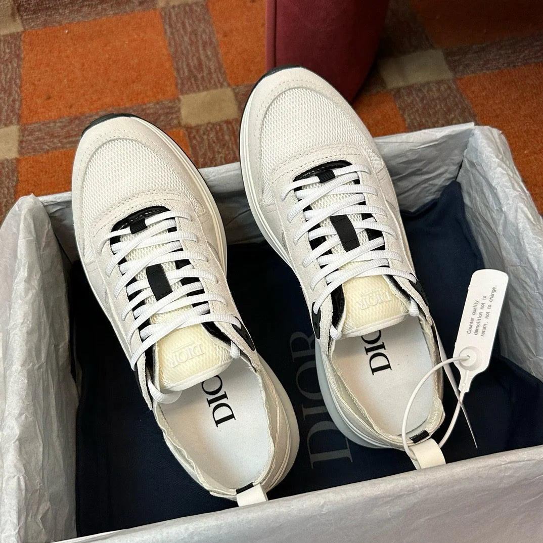 DIOR SNEAKER