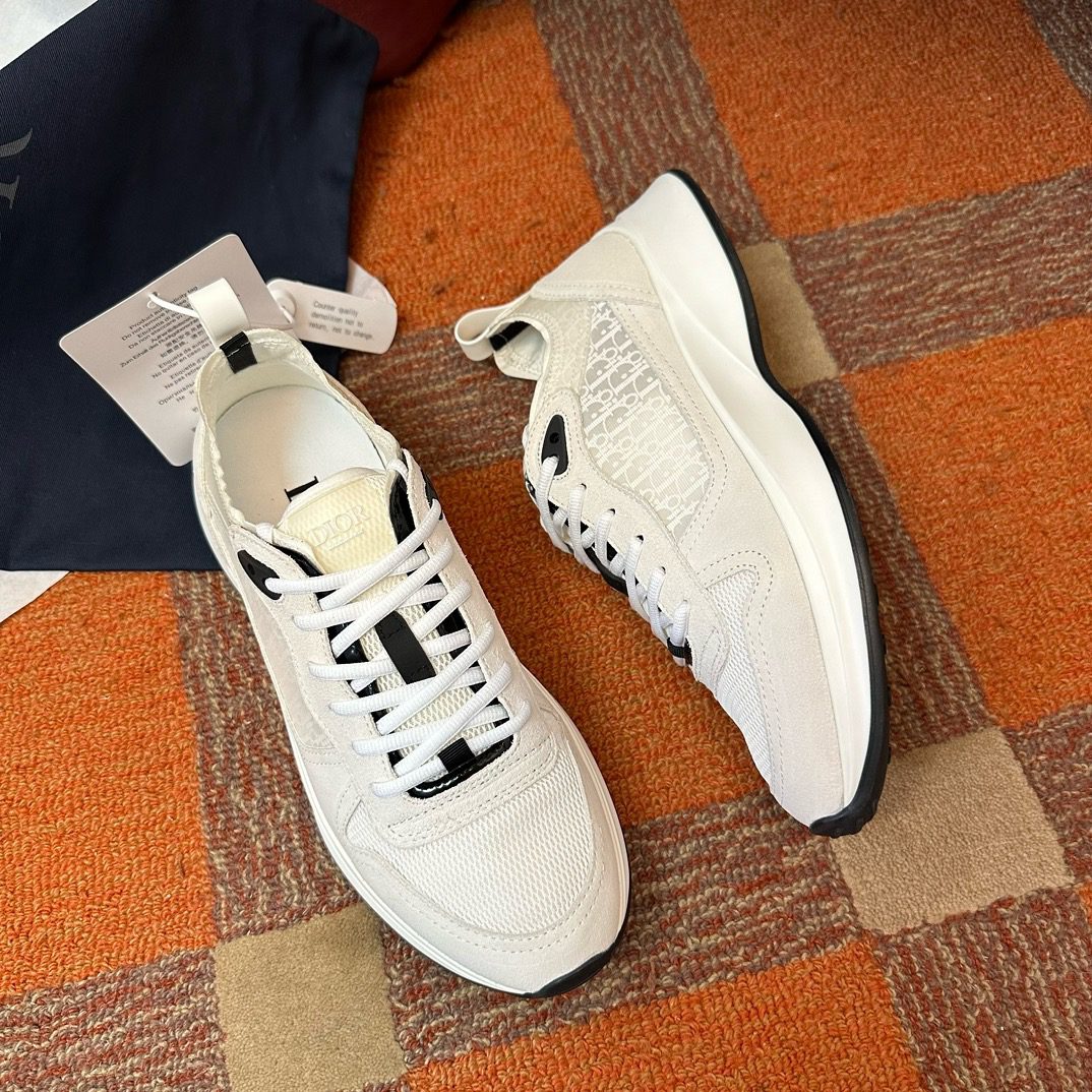 DIOR SNEAKER