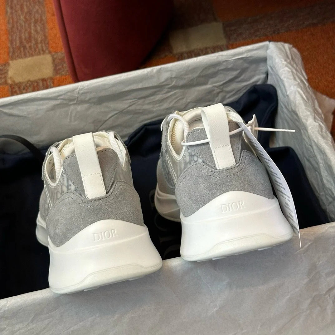 DIOR SNEAKER