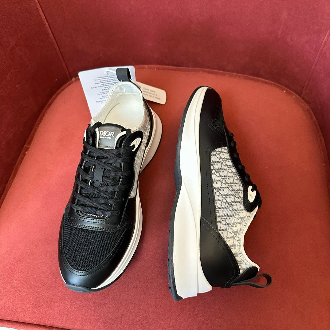 DIOR SNEAKER