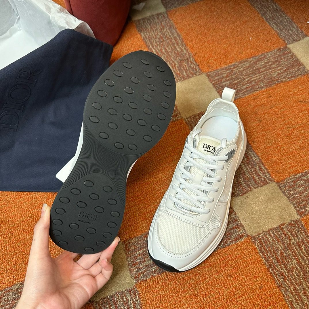 DIOR SNEAKER
