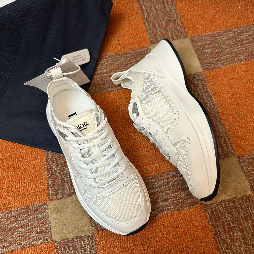 DIOR SNEAKER