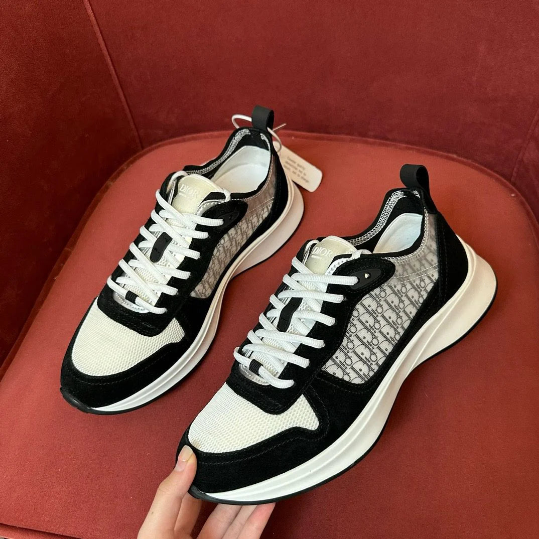 DIOR SNEAKER