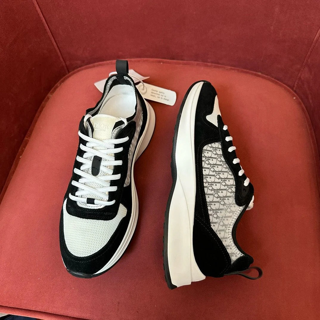 DIOR SNEAKER