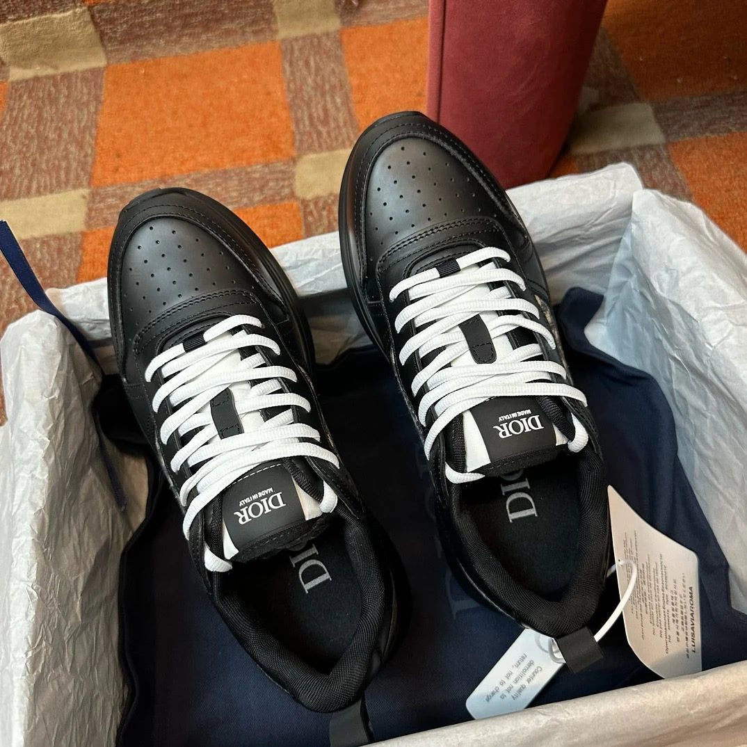 DIOR SNEAKER