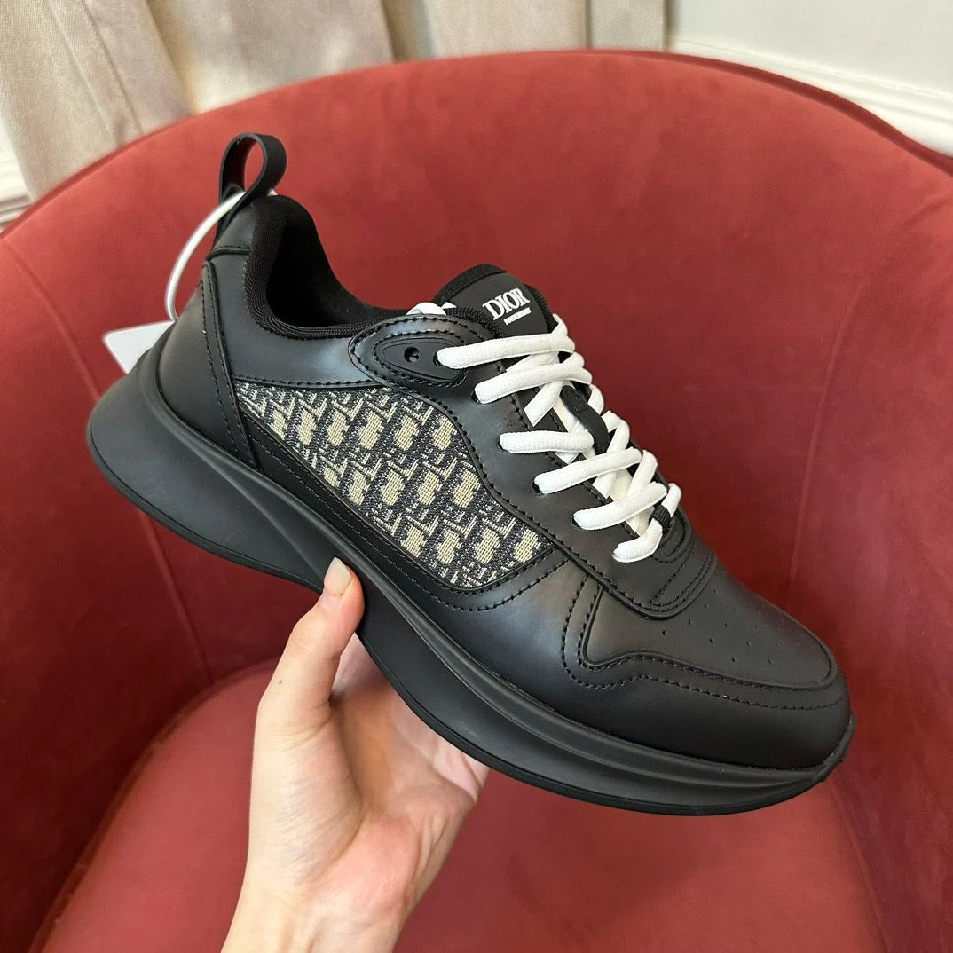 DIOR SNEAKER