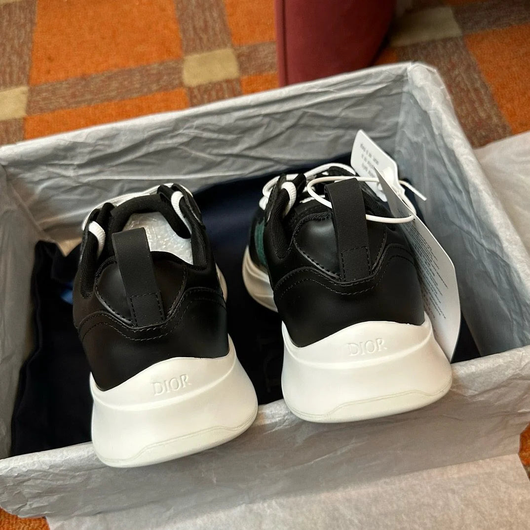 DIOR SNEAKER
