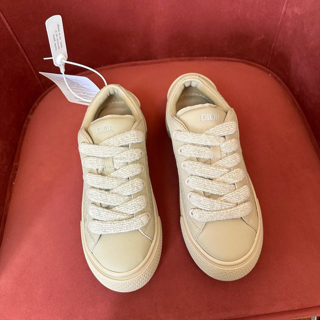 DIOR SNEAKER