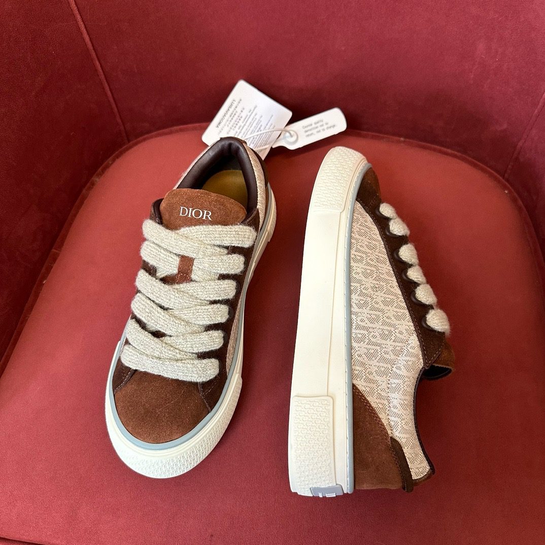 DIOR SNEAKER