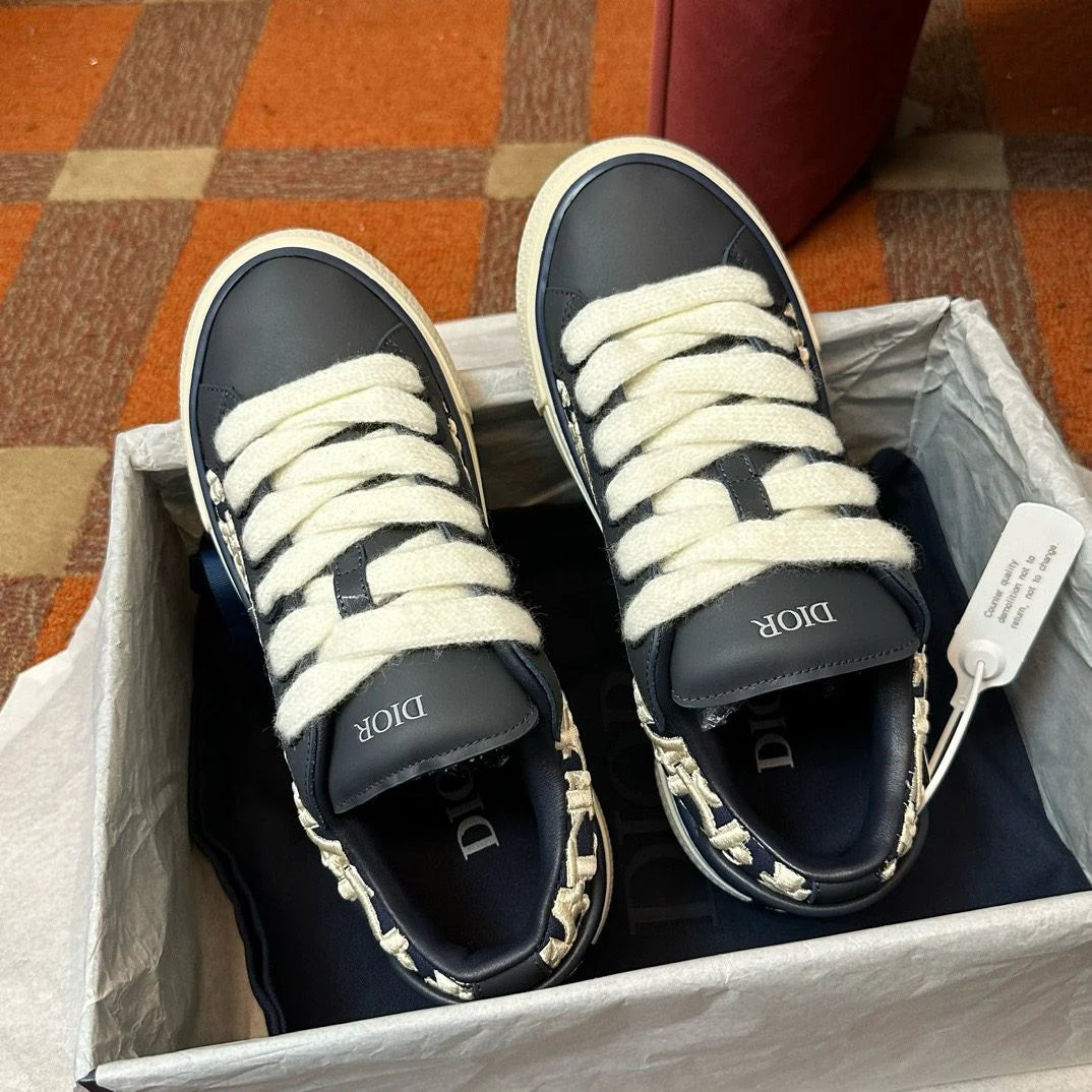 DIOR SNEAKER