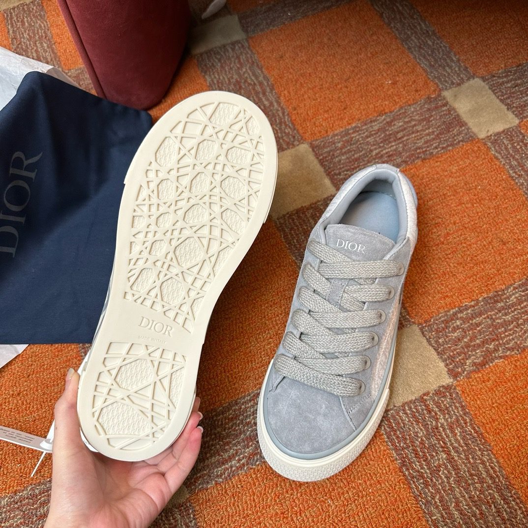 DIOR SNEAKER
