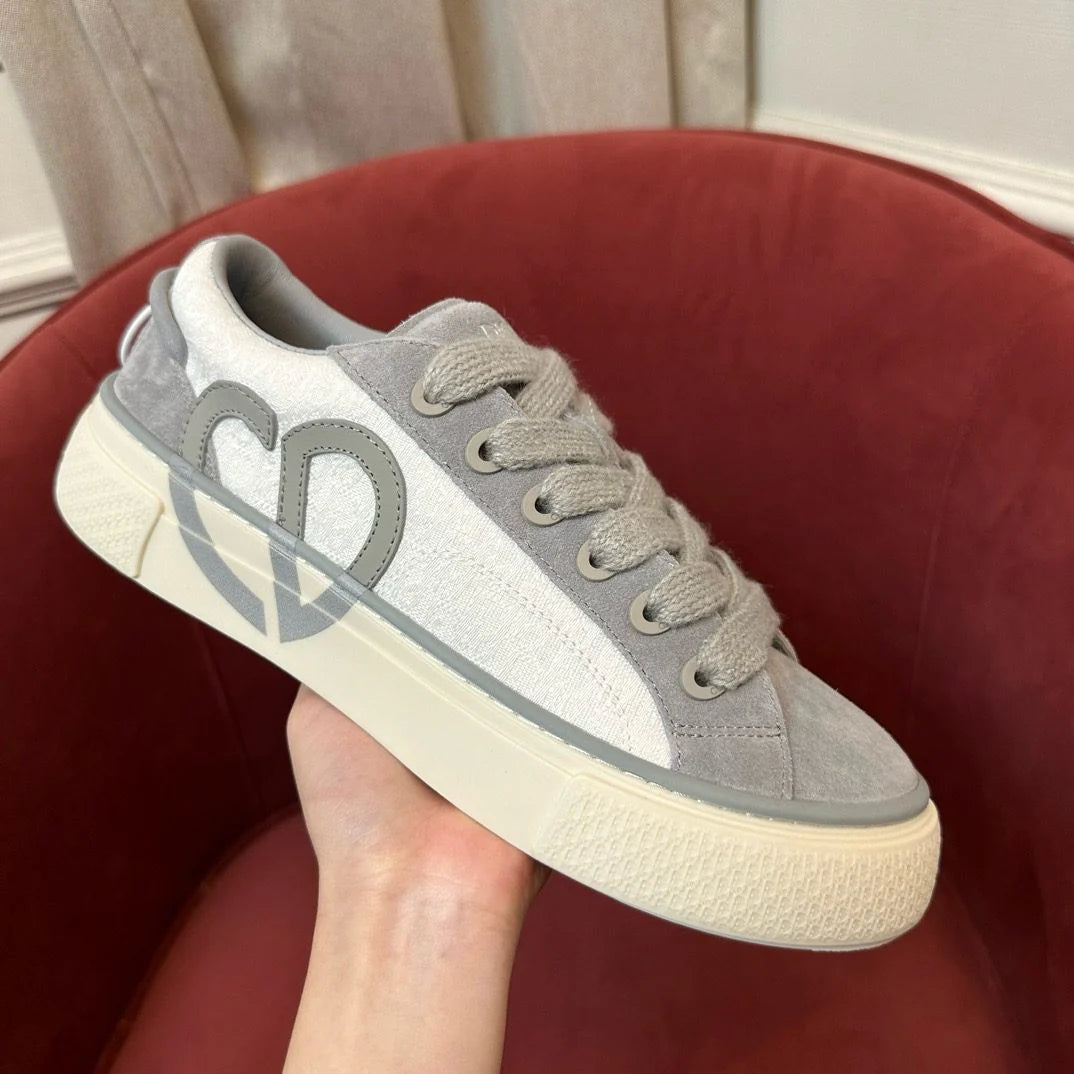 DIOR SNEAKER